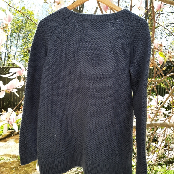 Gap maternity sweater - Picture 2 of 3